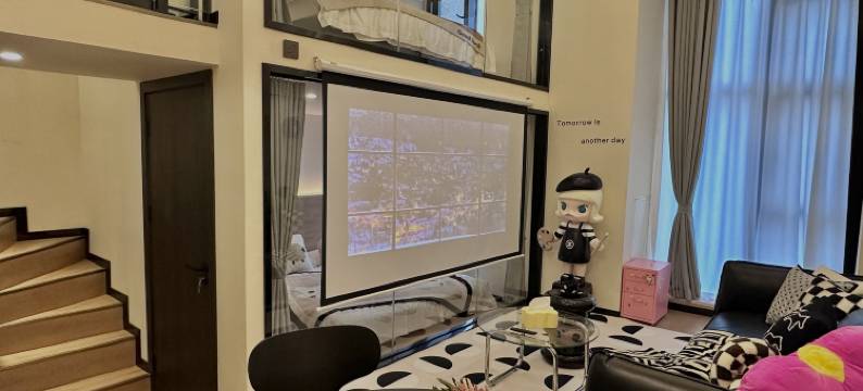 GS高空设计师自助民宿(电子科大建设北路地铁站店)图片