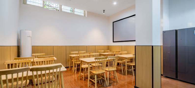 白马酒店(衢州高铁站店)图片