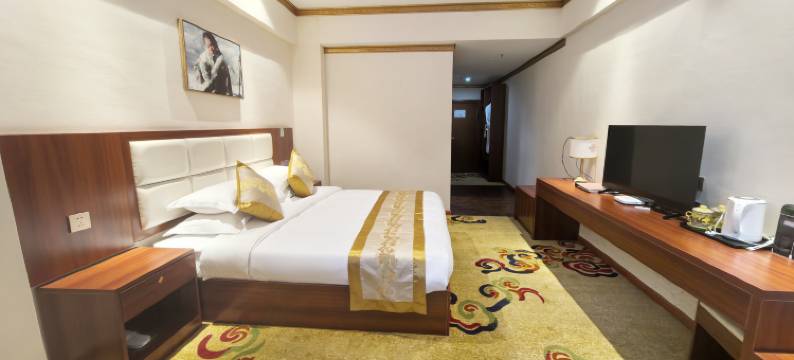 九龙融和藏文化主题酒店图片