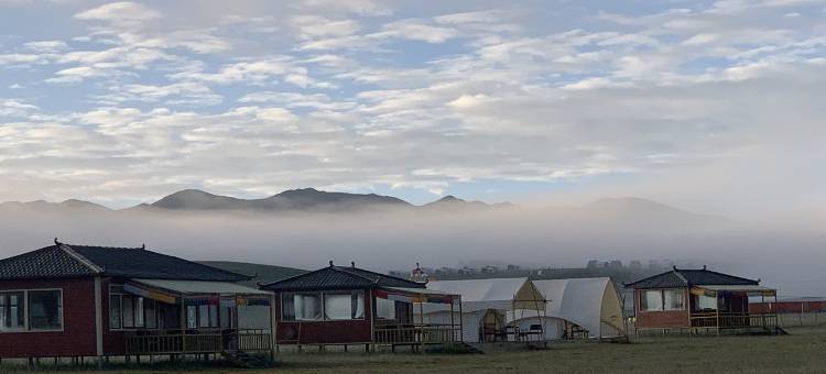 夏河岗嘎尔雪耐露营地图片