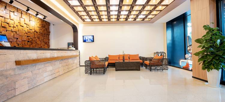 柏维轻居酒店(体育中心汽车站店)图片