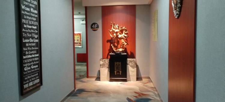 速8酒店(奎屯驿马巷美食街店)图片