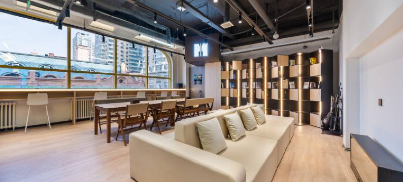 暮冬青年旅舍(哈尔滨中央大街索菲亚教堂店)图片