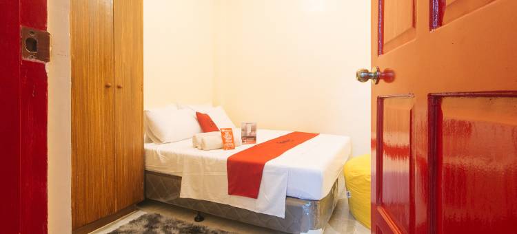 红门 @ V-Cloud Hills 近德拉萨大学达斯马里尼亚斯卡维特(RedDoorz @ V-Cloud Hills Near de La Salle Dasmarinas Cavite)图片