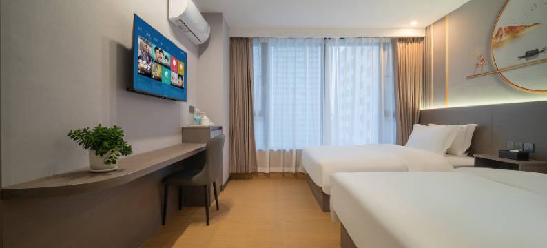 辉煌酒店(贵阳火车站万象城店)图片