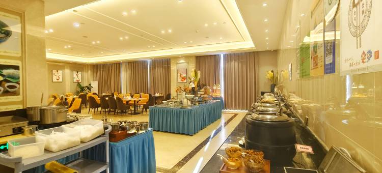 维也纳国际酒店(腾冲砚湖公园店)图片