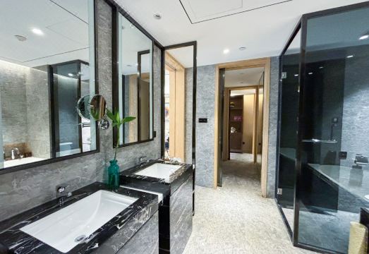 Junlian Huatian International Hotel Hotel Overview