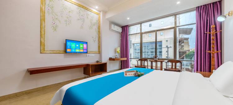 丹霞山宏石别苑(外山门站店)图片