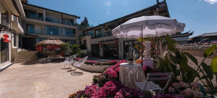 止舍·山野艺宿(丽江古城雪山观景店)图片