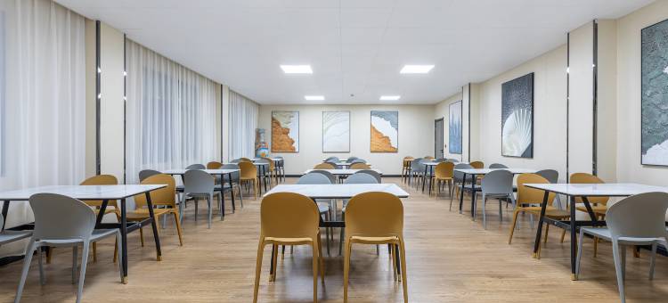 丽呈睿轩酒店(神农架木鱼集散中心店)图片