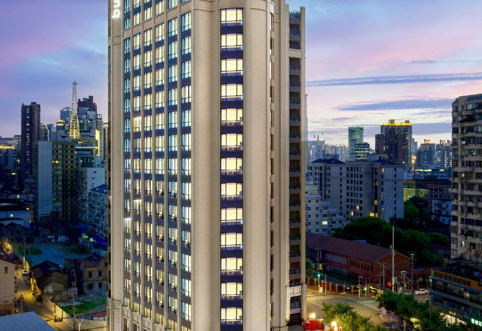 上海静安博邻行政公寓外景图