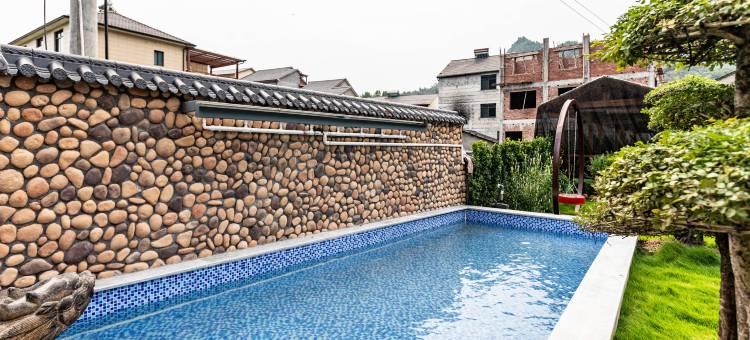 杭州临安·大隐与山美宿(湍口温泉水上乐园店)图片