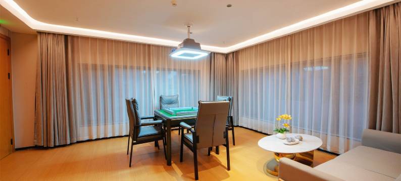 中悦国际酒店(佛山美的中心·北滘公园地铁站店)图片