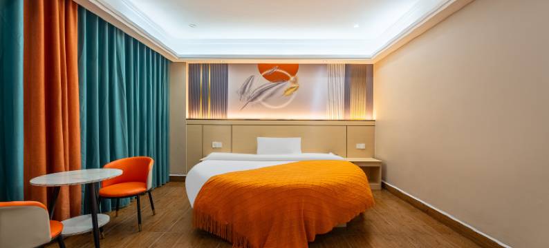 雷州恒冠假日酒店(雷城汽车客运站店)图片