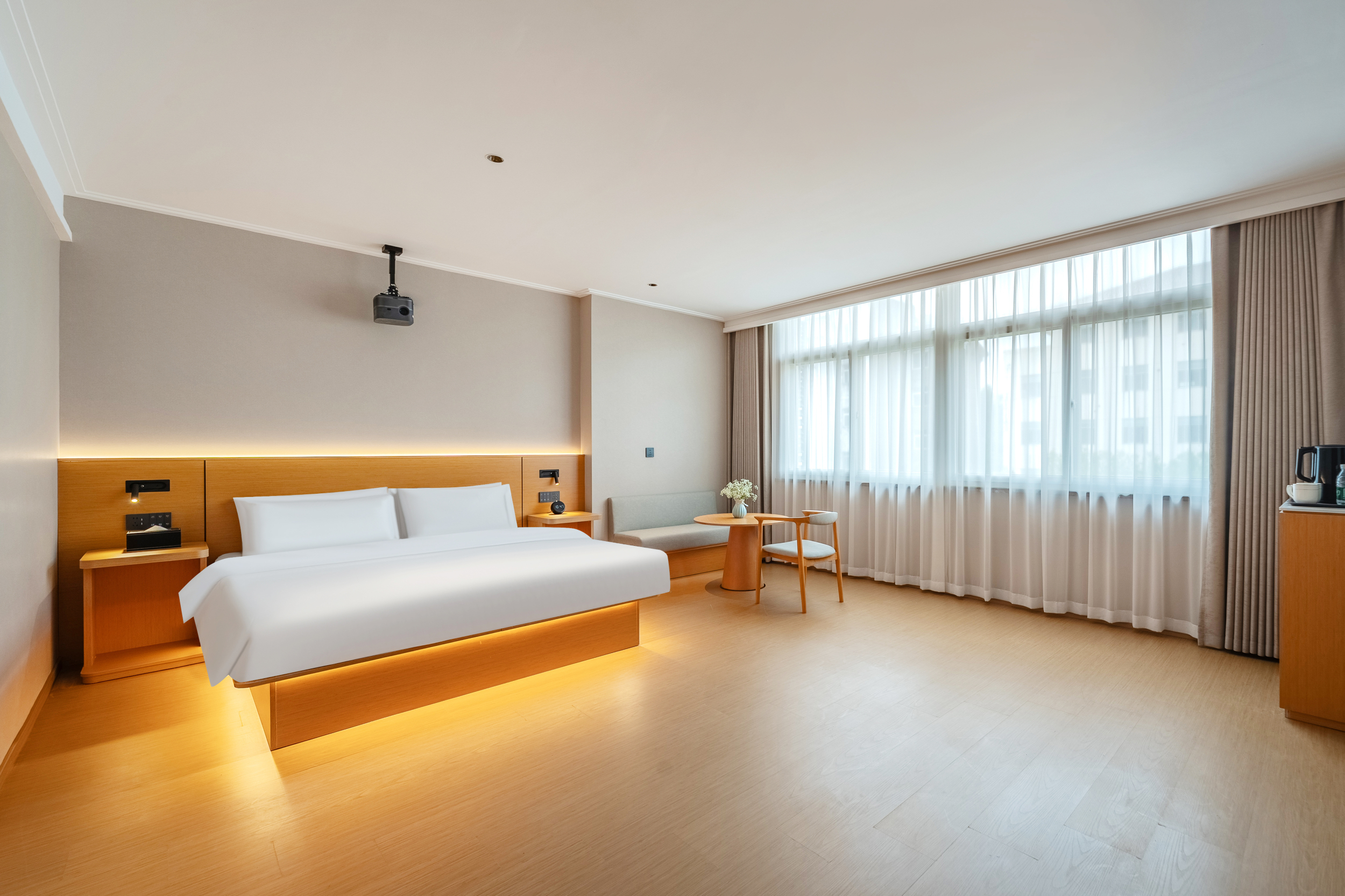 Nianfa 168 Hotel Over view