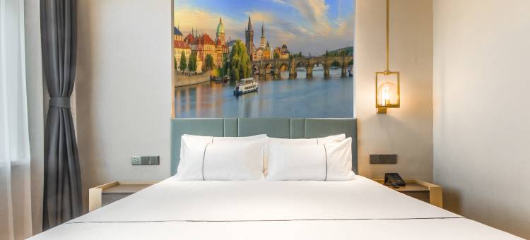 如家颐悦丽晶清雅假日酒店(沈阳中街故宫店)图片