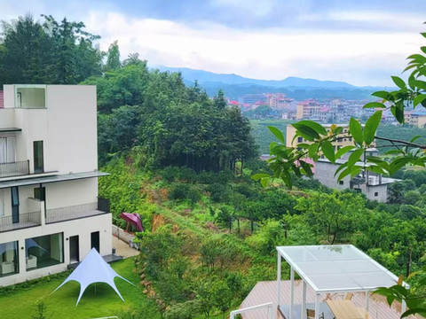 遥望·温泉民宿(庐山西海风景名胜区店)