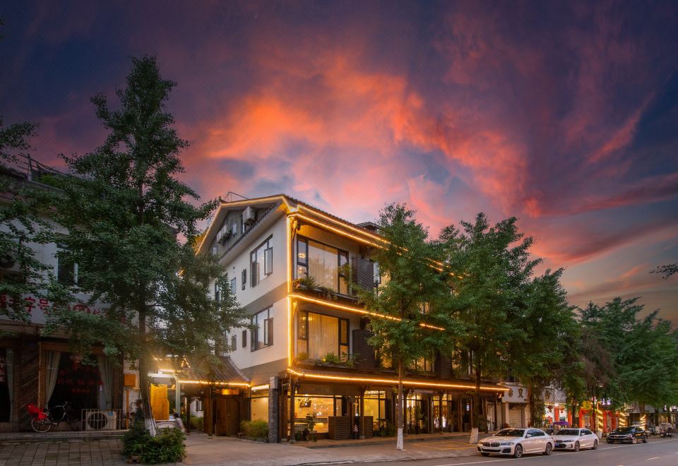 Hotel Overview