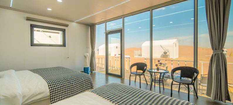 大漠流星露营地图片