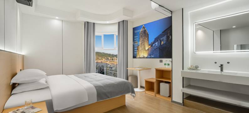 柚汐江景智能酒店(重庆解放碑步行街洪崖洞店)图片