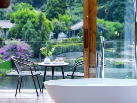 腾冲景色绿境花园客栈