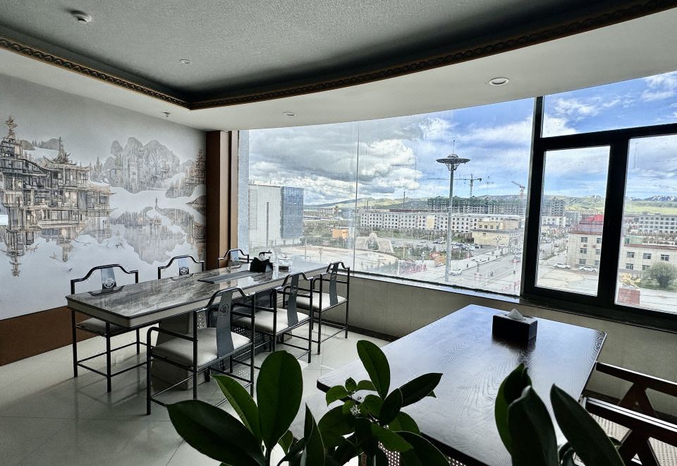  Hotel Overview