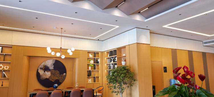 艺龙安悦酒店(林芝雪域江南尼洋河景区店)图片