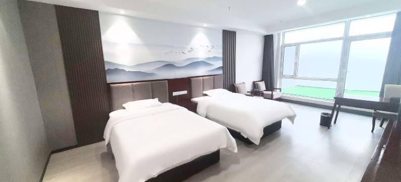 铂岸小筑·Life轻奢设计美宿(乌兰察布站高铁站店)图片