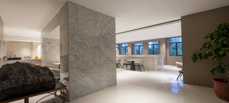 华朗澜山景酒店(泗阳高铁站店)图片