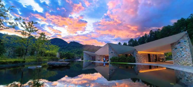 腾冲石头纪酒店图片