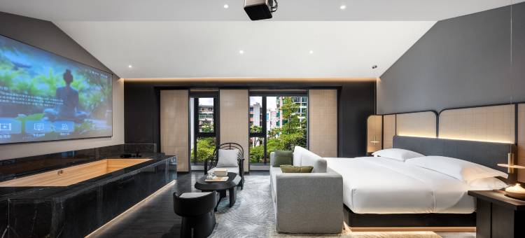 忽岚间·序酒店(广州天河体育中心林和西地铁站店)图片