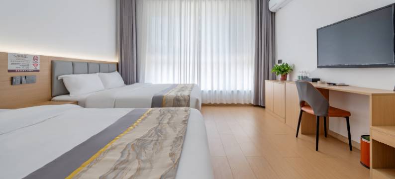 邦迪假日酒店(承德鼎盛王朝康熙大典演出店)图片