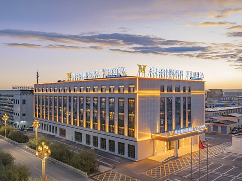 维也纳国际酒店(刚察县人民政府店)