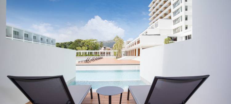 普吉岛芭东海滩酒店(Patong Beach Hotel by See2Sea)图片