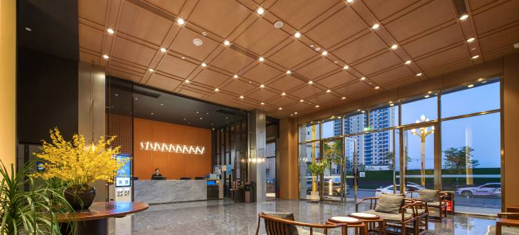 嘉鱼三湖美悦酒店(二乔公园南嘉商业城店)图片