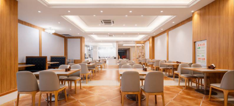 维也纳国际酒店(青岛山东路五四广场万象城店)图片