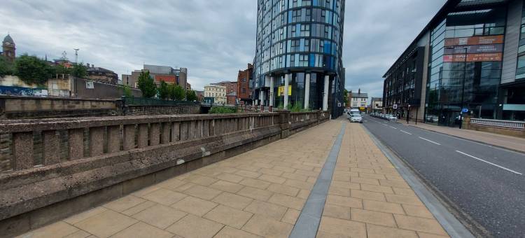谢菲尔德市中心整套两卧室酒店公寓(Entire 2-BR Serviced Apartment in Sheffield Centre)图片