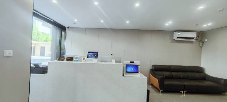 优美居酒店(上海虹桥火车站华翔路店)图片