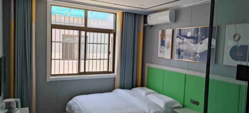 荆家酒店(华山景区游客中心店)图片
