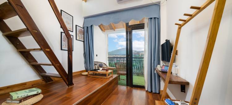 荷塘月色·江滨宿(南宁市隆安县江滨公园店)图片