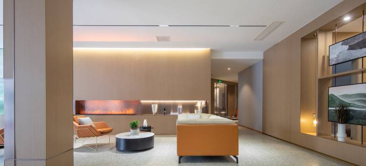 骏怡酒店(文游路琵琶美食街店)图片