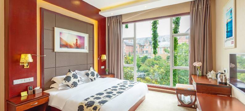 腾冲锦湖康养酒店图片