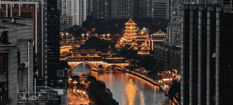 由里尚雅·智慧酒店(成都春熙路天府广场地铁站店)图片