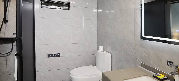 都市118精选酒店(青岛黄岛王台店)图片