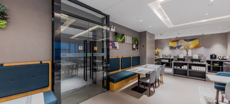 如家商旅酒店(南京江北工业大学地铁站店)图片