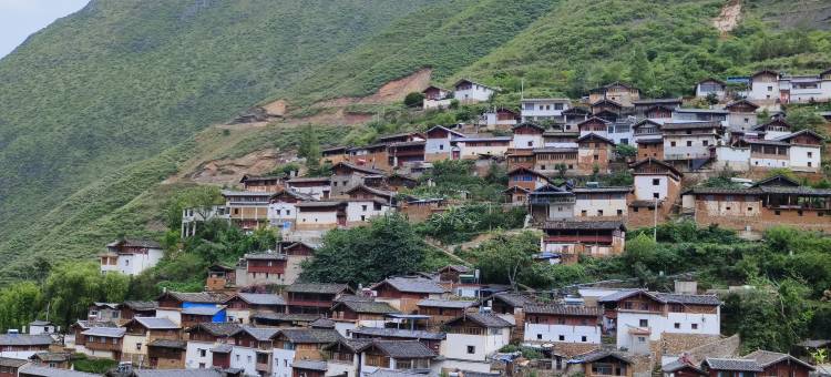 宝山石头城丫果民宿图片