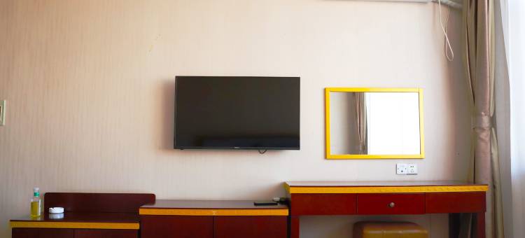 苏尼特右旗特尔贡酒店(赛汗塔拉站店)图片