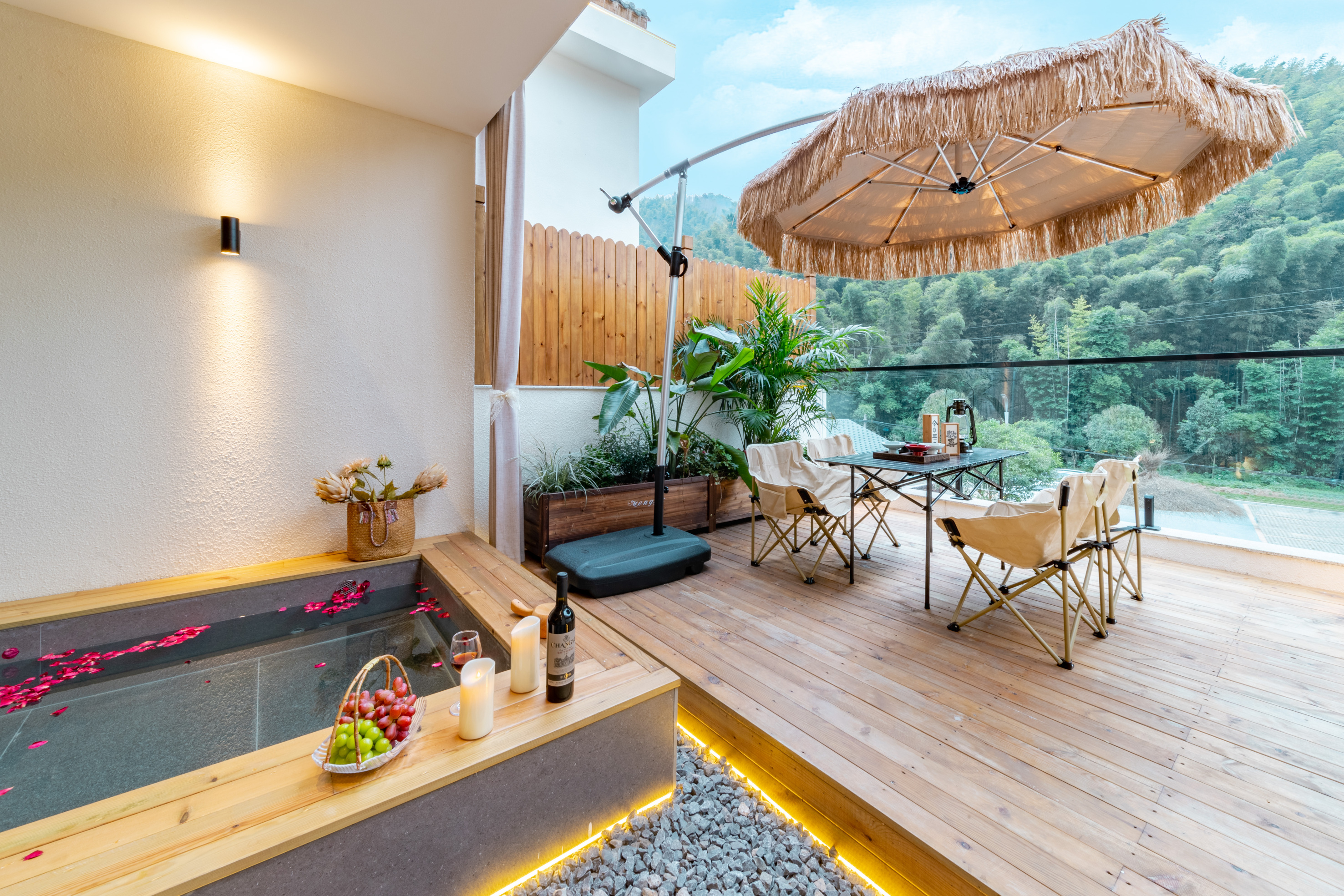 Southern Sichuan Bamboo Sea Yun Ying Gu · Private Hot Spring Homestay Over view