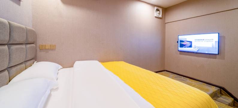 腾龙湾柏悦酒店(花溪公园十里河滩店)图片