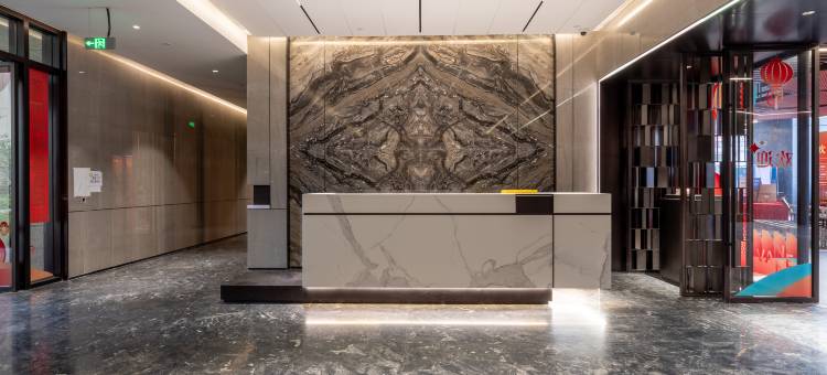 伯爵·云端巨幕Service Apartment(深圳北站万科悦城店)图片